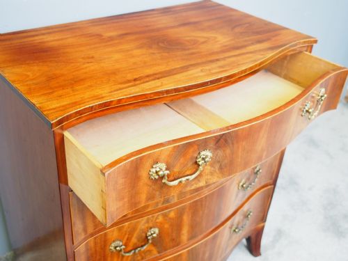 HEPPLEWHITE STYLE INLAID MAHOGANY CHEST OF DRAWERS - ADDITIONAL PHOTO 8