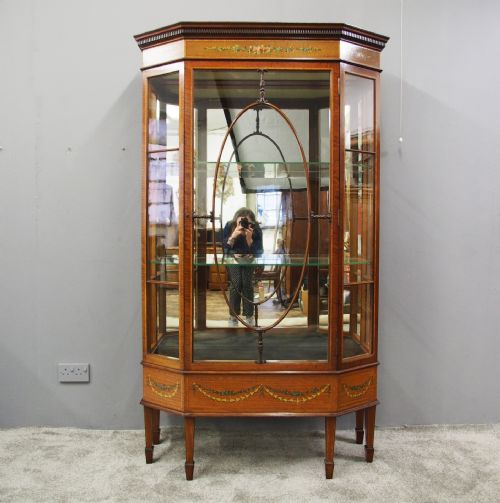 SHERATON STYLE INLAID AND PAINTED DISPLAY CABINET - ADDITIONAL PHOTO 1