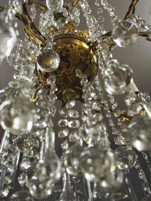 GLASS AND GILDED BRASS 2 TIER CHANDELIER - ADDITIONAL PHOTO 3