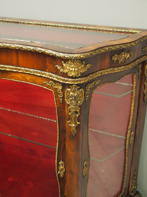 VICTORIAN YEW VITRINE OR DISPLAY CABINET - ADDITIONAL PHOTO 9