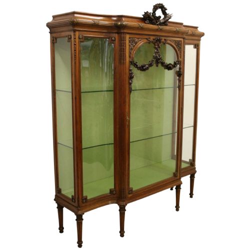 FRENCH CARVED WALNUT DISPLAY CABINET - ADDITIONAL PHOTO 9
