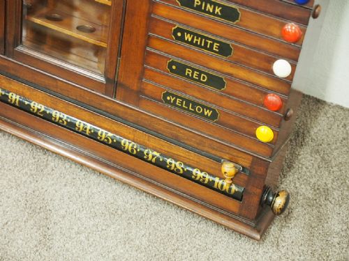 MAHOGANY SCOREBOARD BY H NELMAS AND CO GLASGOW - ADDITIONAL PHOTO 8