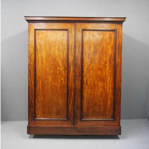 William IV Mahogany 2 Door Wardrobe
