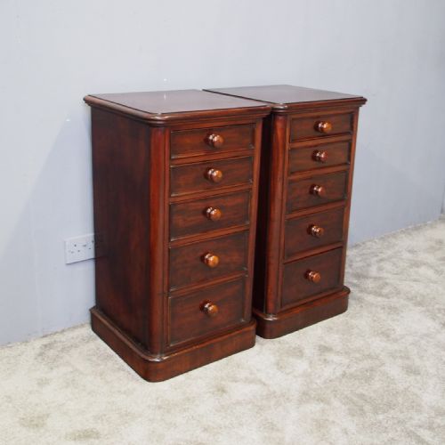 Pair of Neat Sized Victorian Mahogany Bedsides or Chests