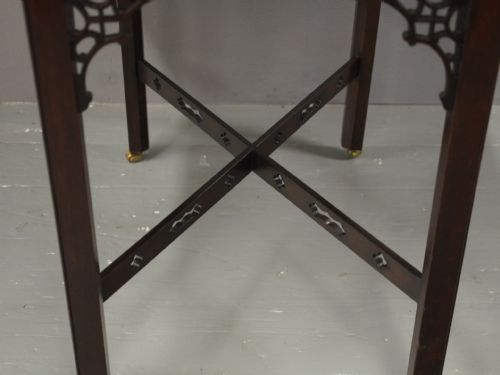 CHIPPENDALE PERIOD MAHOGANY PEMBROKE TABLE - ADDITIONAL PHOTO 7