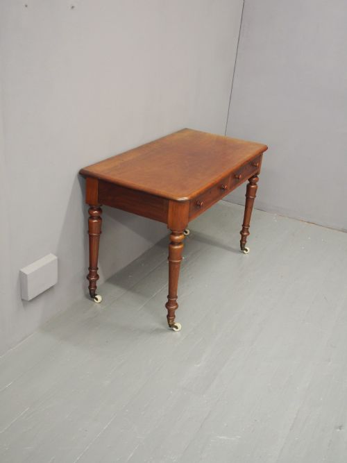 VICTORIAN MAHOGANY SIDE TABLE - ADDITIONAL PHOTO 1