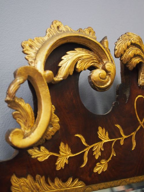 GEORGIAN CHIPPENDALE STYLE MAHOGANY AND GILTWOOD WALL MIRROR - ADDITIONAL PHOTO 2
