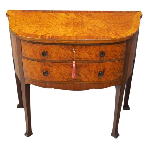 Whytock and Reid Padouk Chest of Drawers