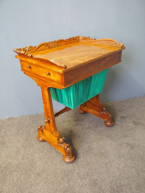 VICTORIAN SATINWOOD WORK TABLE - ADDITIONAL PHOTO 1