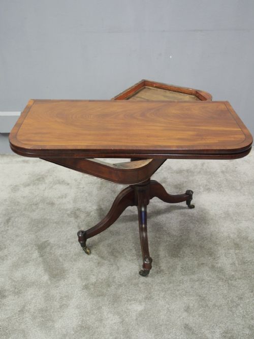 REGENCY MAHOGANY AND ROSEWOOD FOLDOVER CARD TABLE - ADDITIONAL PHOTO 5