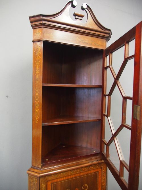 SHERATON STYLE MARQUETRY INLAID CORNER CABINET - ADDITIONAL PHOTO 12