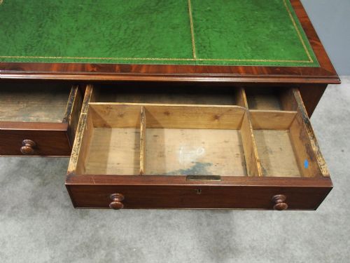 WILLIAM IV MAHOGANY PARTNERS WRITING TABLE - ADDITIONAL PHOTO 7