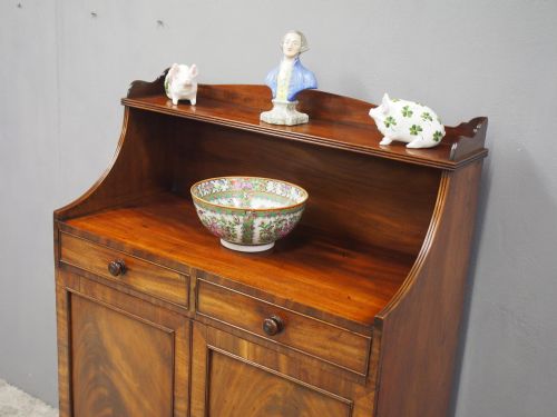 GEORGE IV SIDE CABINET IN MAHOGANY - ADDITIONAL PHOTO 4
