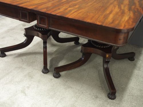 ANTIQUE REGENCY MAHOGANY TWIN PILLAR DINING TABLE - ADDITIONAL PHOTO 4