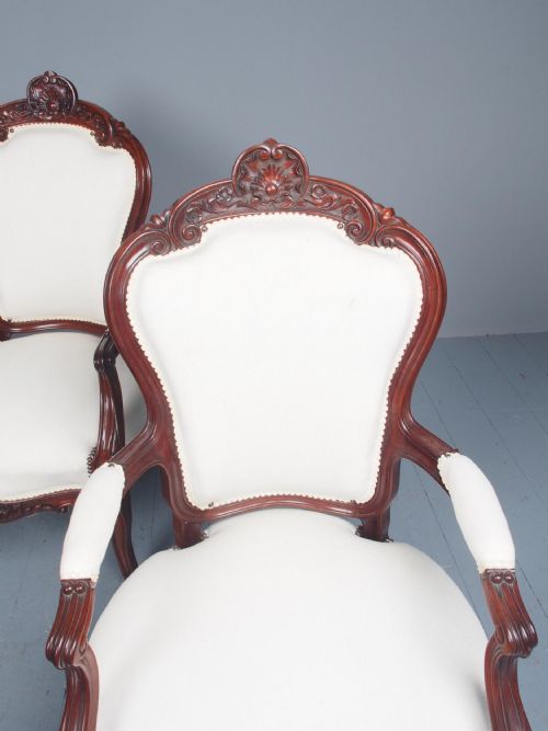 ANTIQUE SET OF 4 CARVED MAHOGANY ARMCHAIRS - ADDITIONAL PHOTO 7