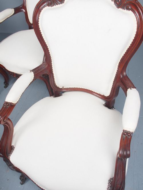 ANTIQUE SET OF 4 CARVED MAHOGANY ARMCHAIRS - ADDITIONAL PHOTO 8