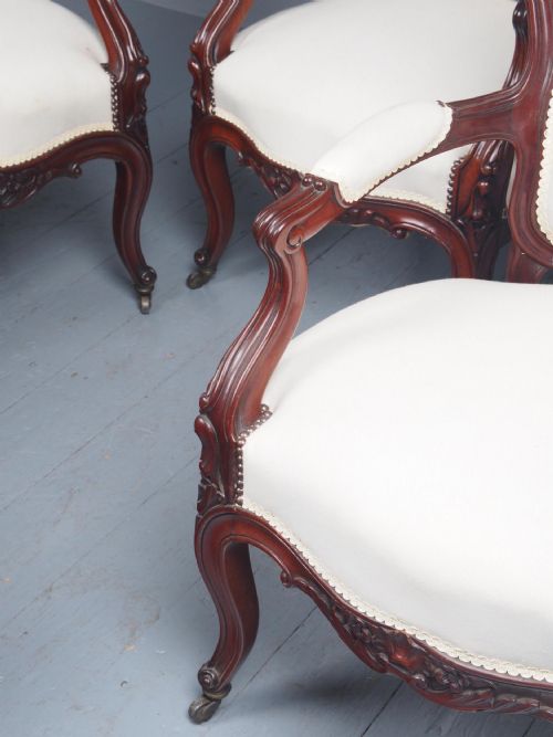 ANTIQUE SET OF 4 CARVED MAHOGANY ARMCHAIRS - ADDITIONAL PHOTO 17
