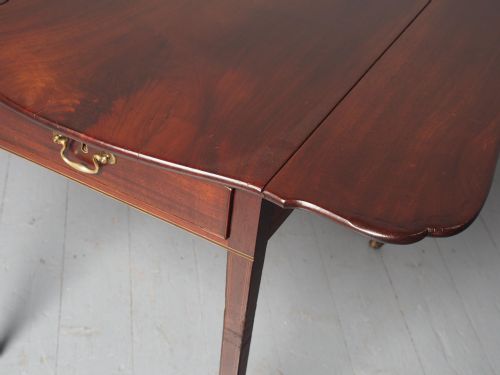 ANTIQUE GEORGE III MAHOGANY PEMBROKE TEA CADDY TABLE - ADDITIONAL PHOTO 7