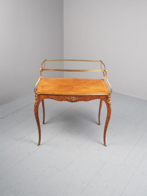 VICTORIAN FRENCH WALNUT ETAGERE OR SIDE TABLE - ADDITIONAL PHOTO 1