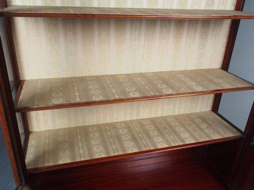 ANTIQUE SHERATON STYLE INLAID MAHOGANY DISPLAY CABINET - ADDITIONAL PHOTO 16
