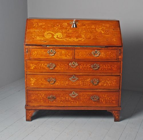 EARLY 19TH CENTURY LARGE DUTCH MARQUETRY BUREAU - ADDITIONAL PHOTO 1