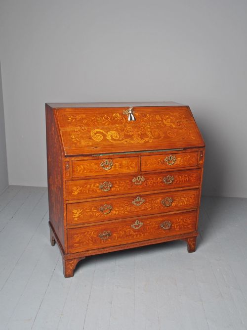 EARLY 19TH CENTURY LARGE DUTCH MARQUETRY BUREAU - ADDITIONAL PHOTO 2