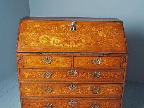 EARLY 19TH CENTURY LARGE DUTCH MARQUETRY BUREAU - ADDITIONAL PHOTO 3