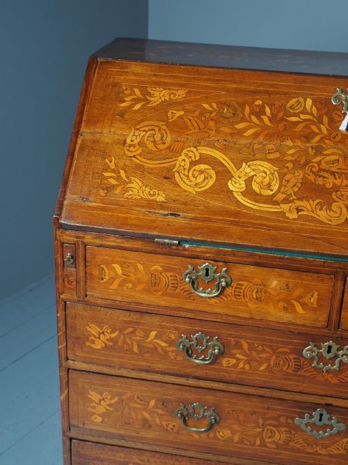 EARLY 19TH CENTURY LARGE DUTCH MARQUETRY BUREAU - ADDITIONAL PHOTO 4