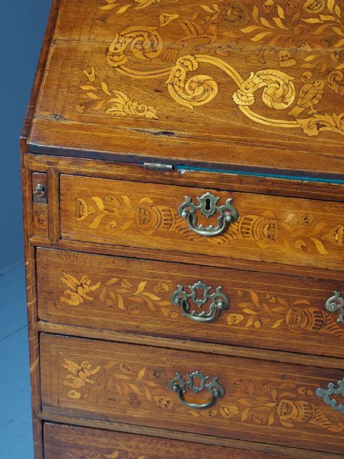 EARLY 19TH CENTURY LARGE DUTCH MARQUETRY BUREAU - ADDITIONAL PHOTO 5