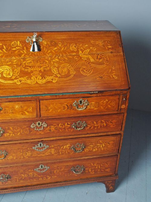 EARLY 19TH CENTURY LARGE DUTCH MARQUETRY BUREAU - ADDITIONAL PHOTO 6