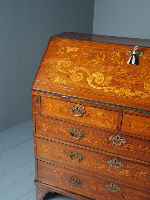 EARLY 19TH CENTURY LARGE DUTCH MARQUETRY BUREAU - ADDITIONAL PHOTO 7