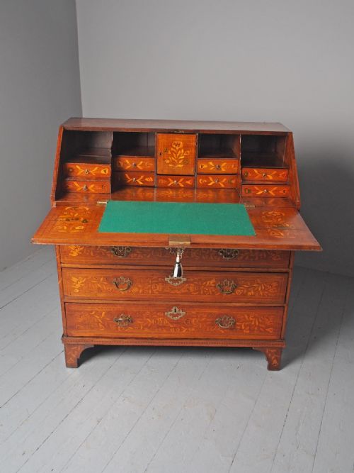 EARLY 19TH CENTURY LARGE DUTCH MARQUETRY BUREAU - ADDITIONAL PHOTO 8
