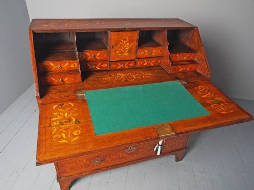 EARLY 19TH CENTURY LARGE DUTCH MARQUETRY BUREAU - ADDITIONAL PHOTO 9