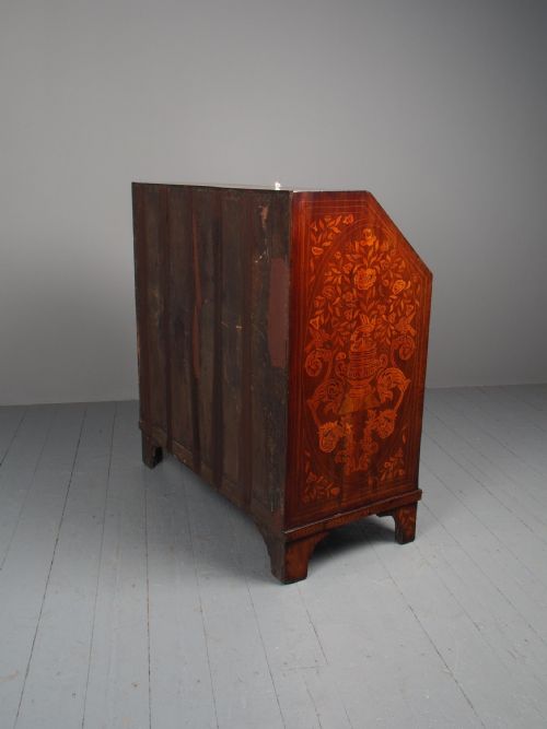EARLY 19TH CENTURY LARGE DUTCH MARQUETRY BUREAU - ADDITIONAL PHOTO 17