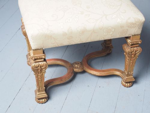 ANTIQUE CARVED GILTWOOD BAROQUE STYLE STOOL - ADDITIONAL PHOTO 5