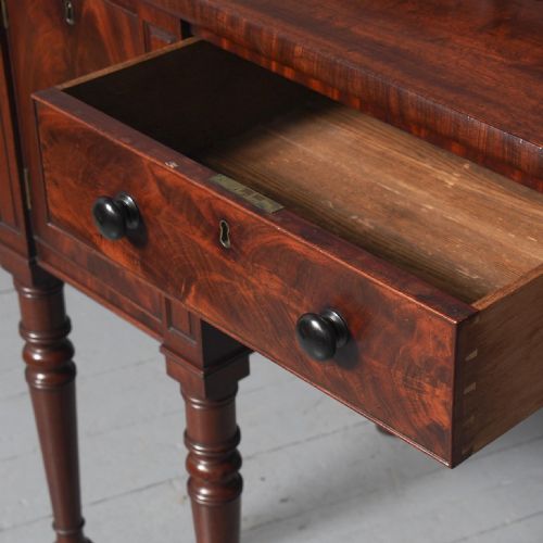 ANTIQUE GEORGIAN SCOTTISH STAGEBACK SIDEBOARD - ADDITIONAL PHOTO 4