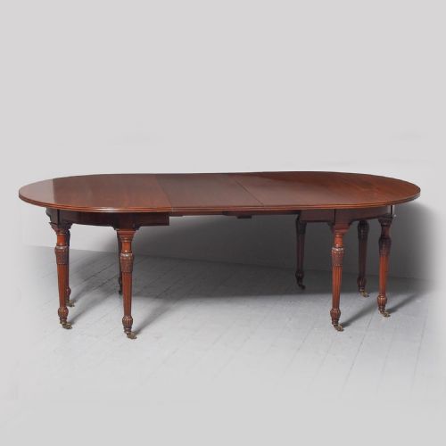 Victorian Mahogany Dining Table with 2 Leaves