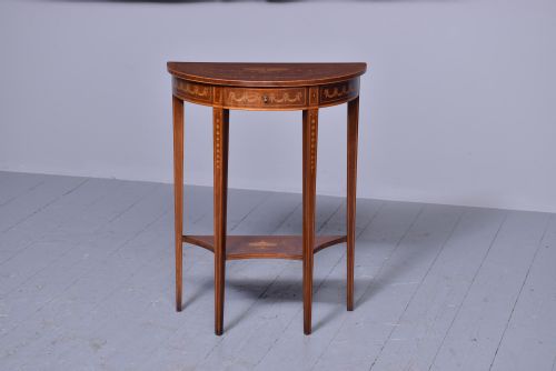 Outstanding Sheraton-style Demi-lune Hall Table