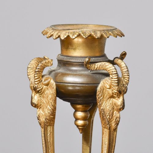 ANTIQUE GEORGE IV BRONZE AND ORMOLU CANDLESTICKS - ADDITIONAL PHOTO 1