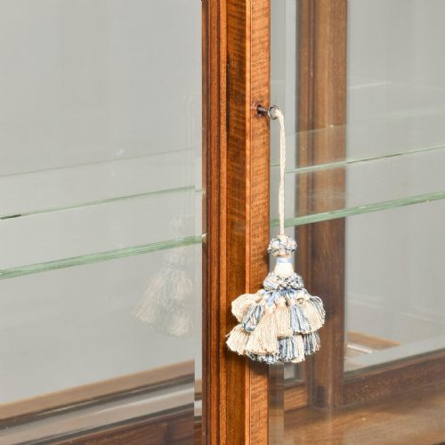 SHERATON STYLE DISPLAY CABINET - ADDITIONAL PHOTO 9