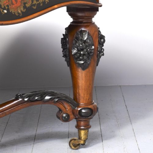 A LARGE FRENCH CENTRE TABLE - ADDITIONAL PHOTO 4