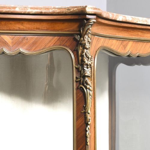 FRENCH KINGWOOD SERPENTINEFRONT DISPLAY CABINET - ADDITIONAL PHOTO 7