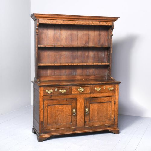 George III Oak Welsh Dresser of Neat Proportions
