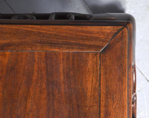 CHINESE HARDWOOD LOW OR KANG TABLE IN FIGURED ROSEWOOD - ADDITIONAL PHOTO 4
