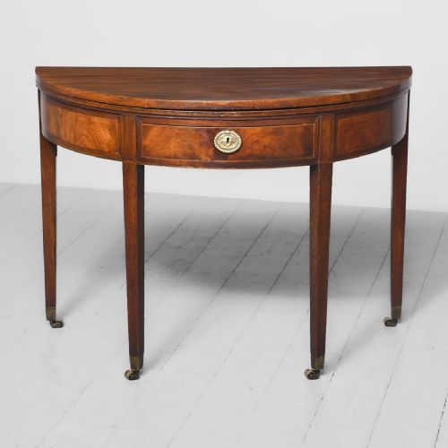 George III Tea Table Made of the Finest Quality Figured Spanish Mahogany