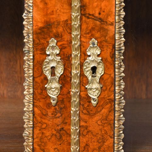 OPENENDED FIGURED WALNUT VICTORIAN CREDENZA - ADDITIONAL PHOTO 1