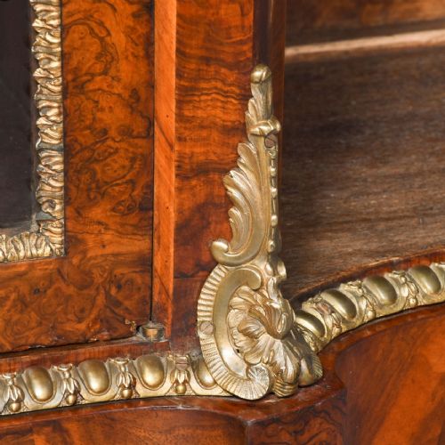 OPENENDED FIGURED WALNUT VICTORIAN CREDENZA - ADDITIONAL PHOTO 5