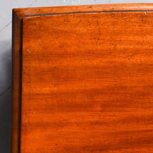 PAIR OF VICTORIAN MAHOGANY SMALL BEDSIDE CHESTS - ADDITIONAL PHOTO 5