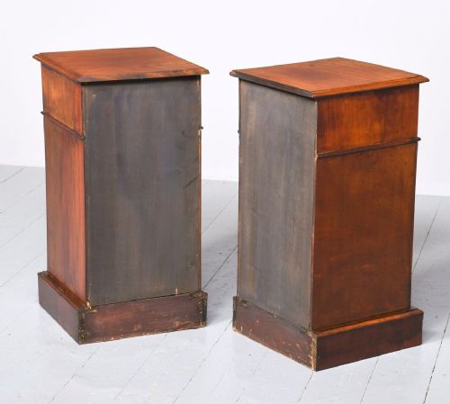 PAIR OF VICTORIAN MAHOGANY SMALL BEDSIDE CHESTS - ADDITIONAL PHOTO 6