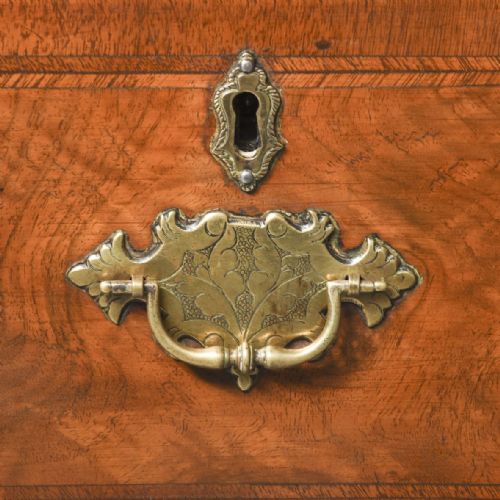 GEORGE II STYLE WALNUT DESK - ADDITIONAL PHOTO 2
